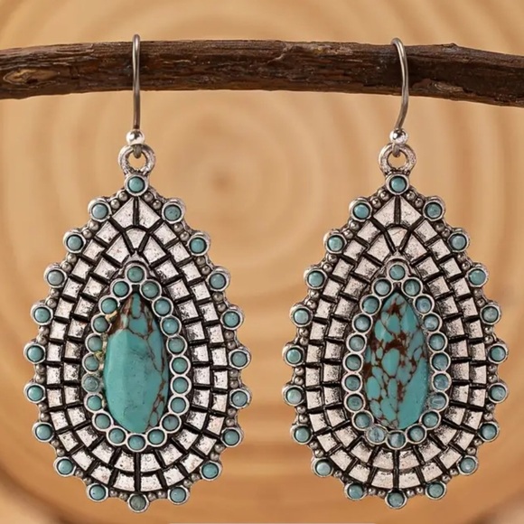 Silver plated tear drop earrings - Turquoise stones & resin - western boho - Picture 1 of 4